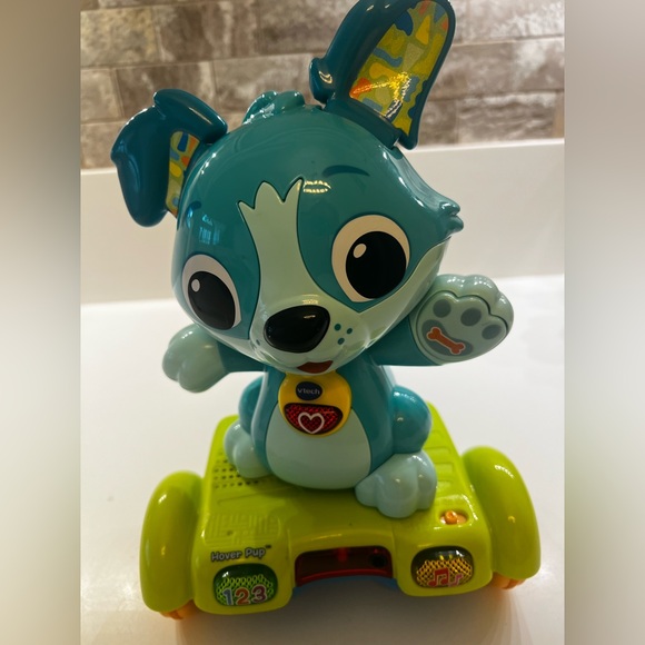 V-TECH HOVER PUP INTERACTIVE DOG 9-36 mos
HAS 3 ENGAGING PLAY MODES. SEE VIDEO - Picture 6 of 6